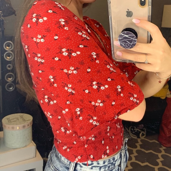 Rue 21 Red floral blouse - Picture 5 of 5